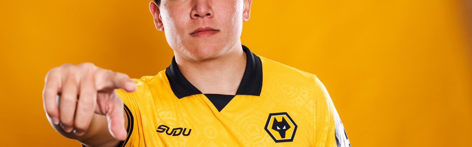 世界杯高清直播-博主：英超官网冬窗转会列表，徐彬加盟狼队和租借巴恩斯利未列入