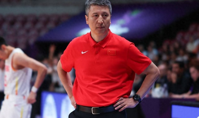 世界杯高清直播-男篮阵容大换脸，锋线两将再受伤，战日本可带这两人提升锋线投射