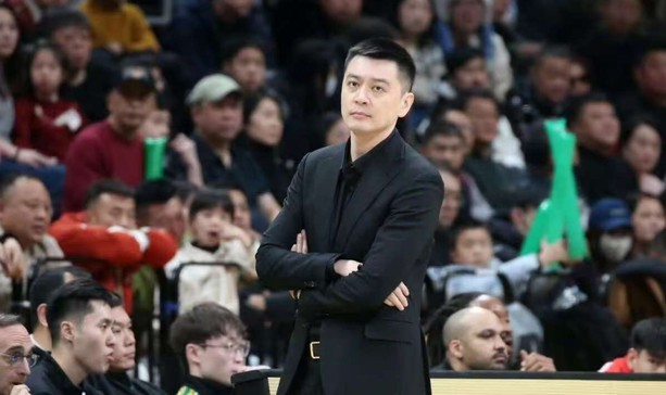 世界杯手机观看平台-辽宁男篮VS山东！杨鸣拒绝输球，争议外援回归，央视直播